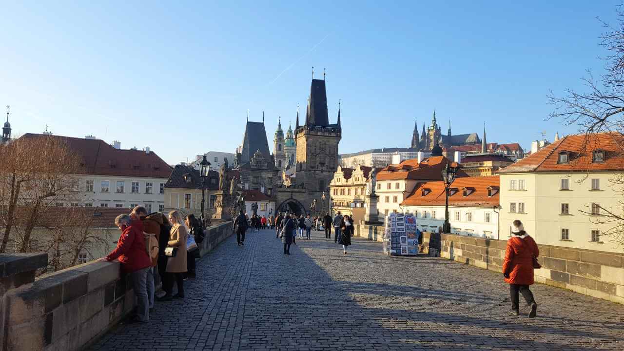 Vista del Puente de Carlos