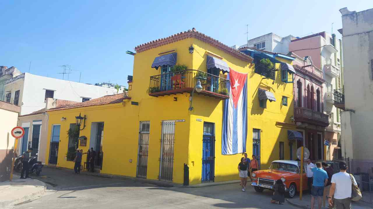Autos clásicos en La Habana